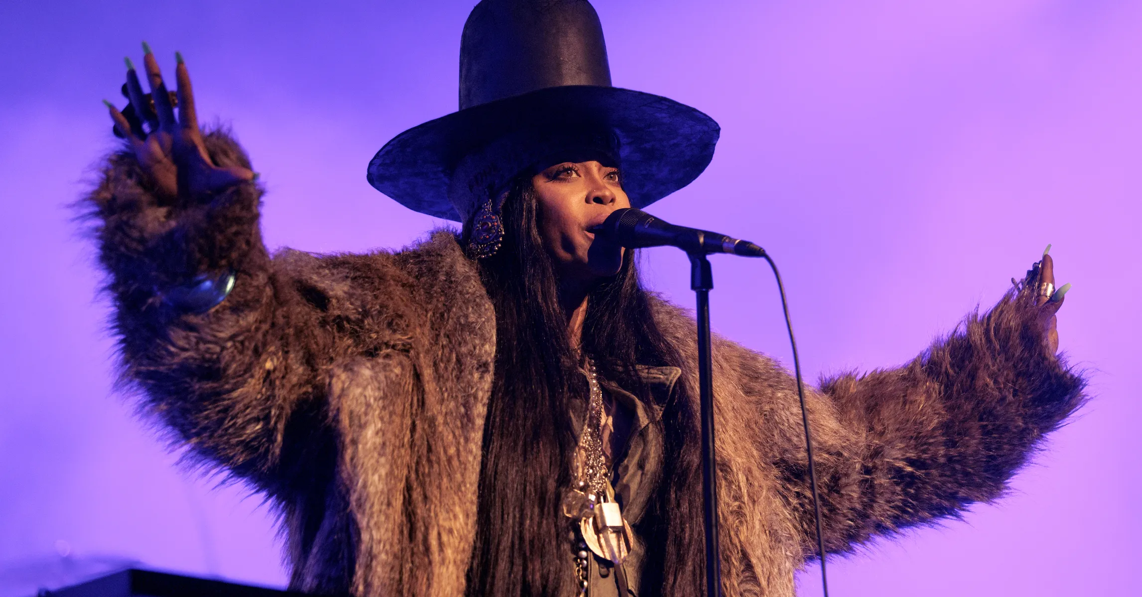 Erykah Badu And Daughter Puma Curry Show Off Body In New Pictures