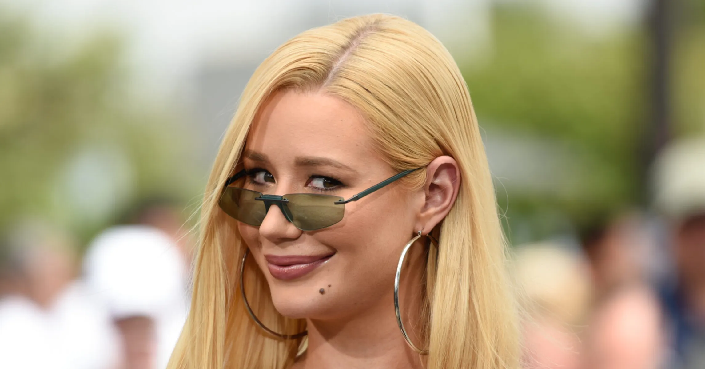 Iggy Azalea Hater Receives Brutal Clapback On Twitter