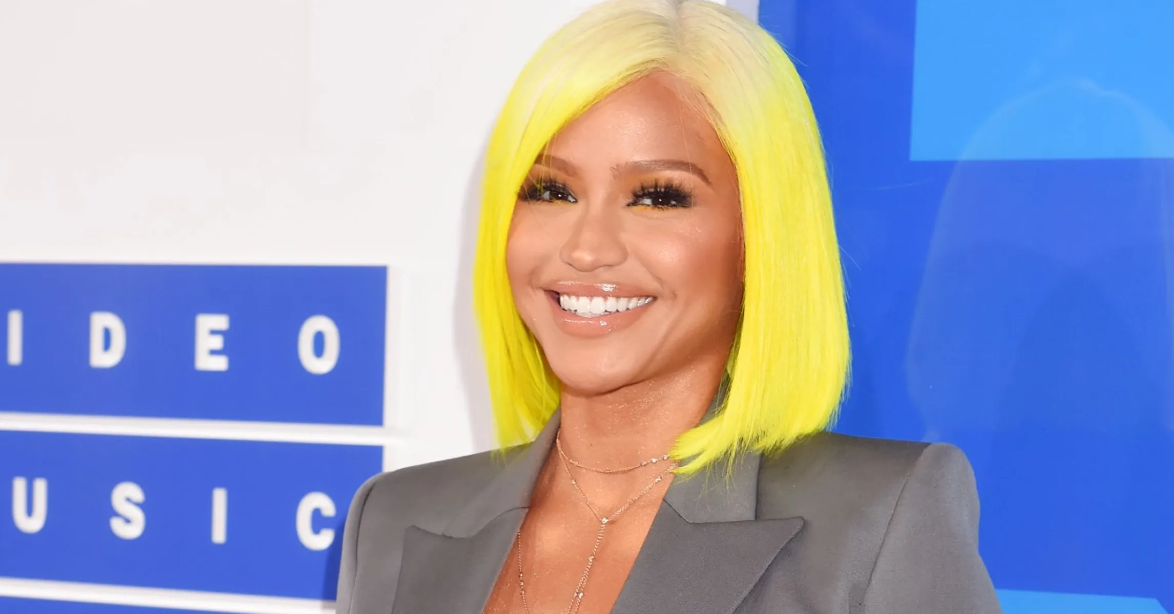 Cassie Net Worth 2024 Updated Wealth Of The Singer 