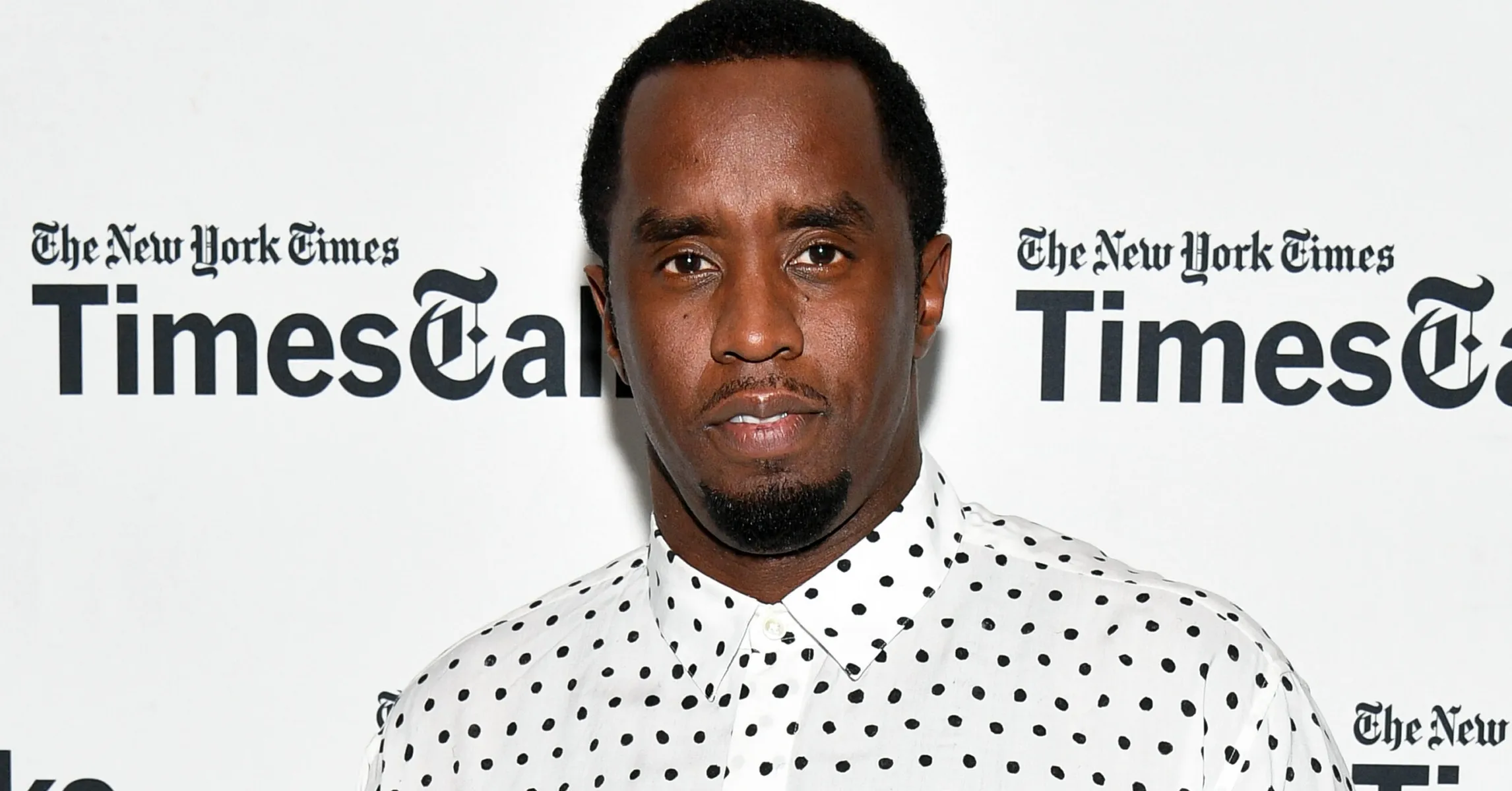 Diddy Sports A Dress On 2Pac S Original Makaveli Back Cover