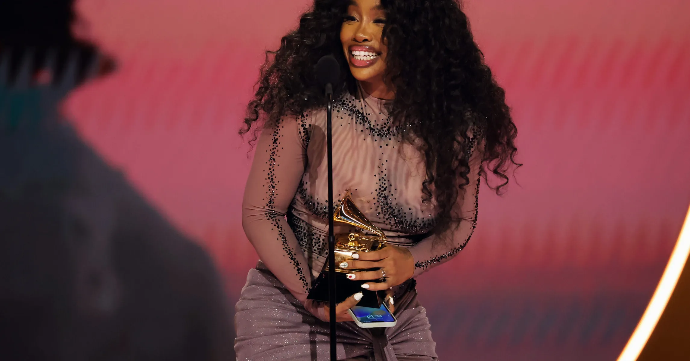 Cookie Monster Shouts Out SZA, Invites Her Back To 