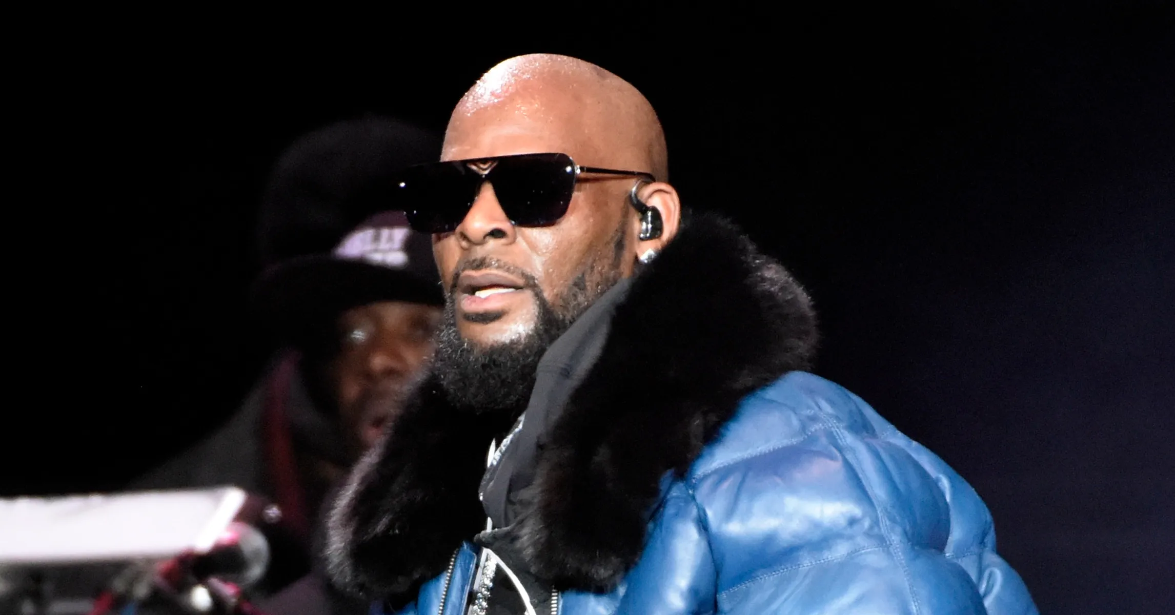 R. Kelly should not expect privacy, argues former prison employee accused of leaking information