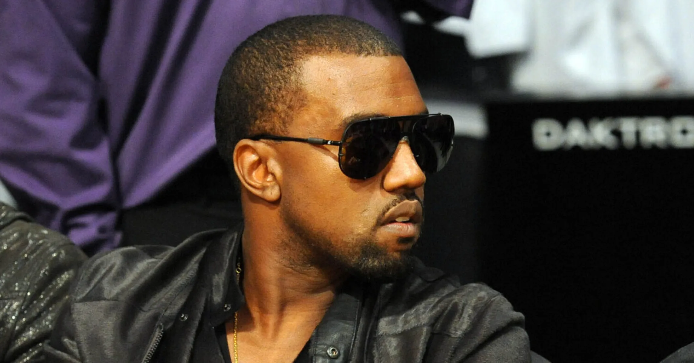 Kanye West Shockingly Plays Taylor Swift During DJ Set