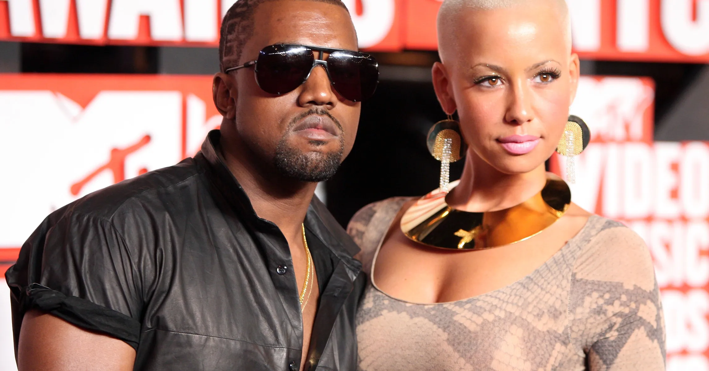 Amber Rose Ethers Kanye West On Twitter