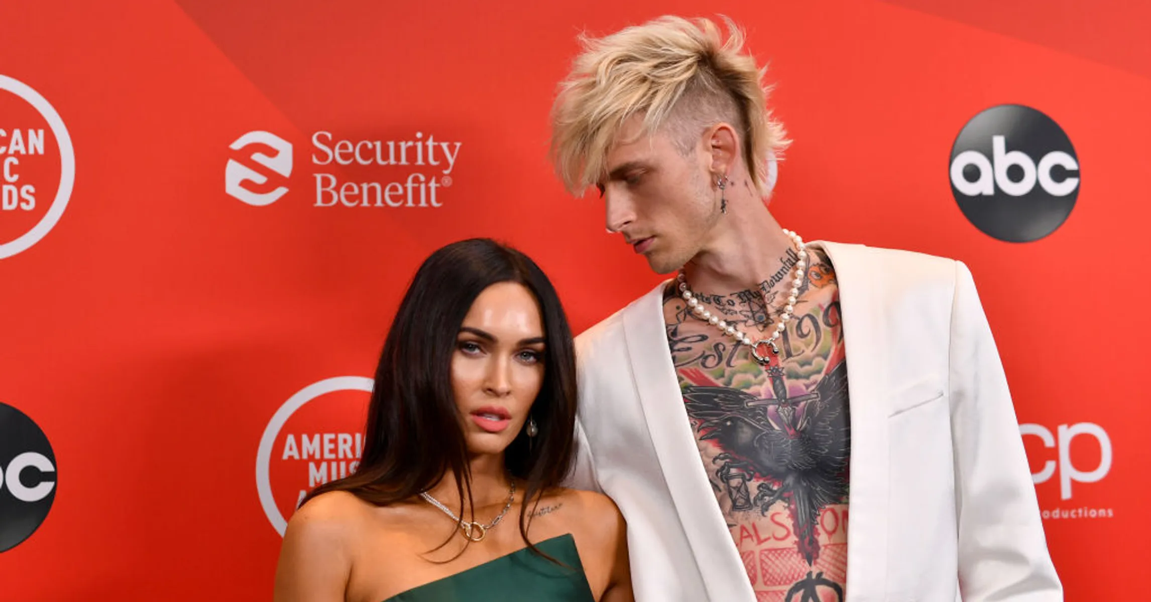 Sommer Ray Says Machine Gun Kelly Cheated On Her With Megan Fox