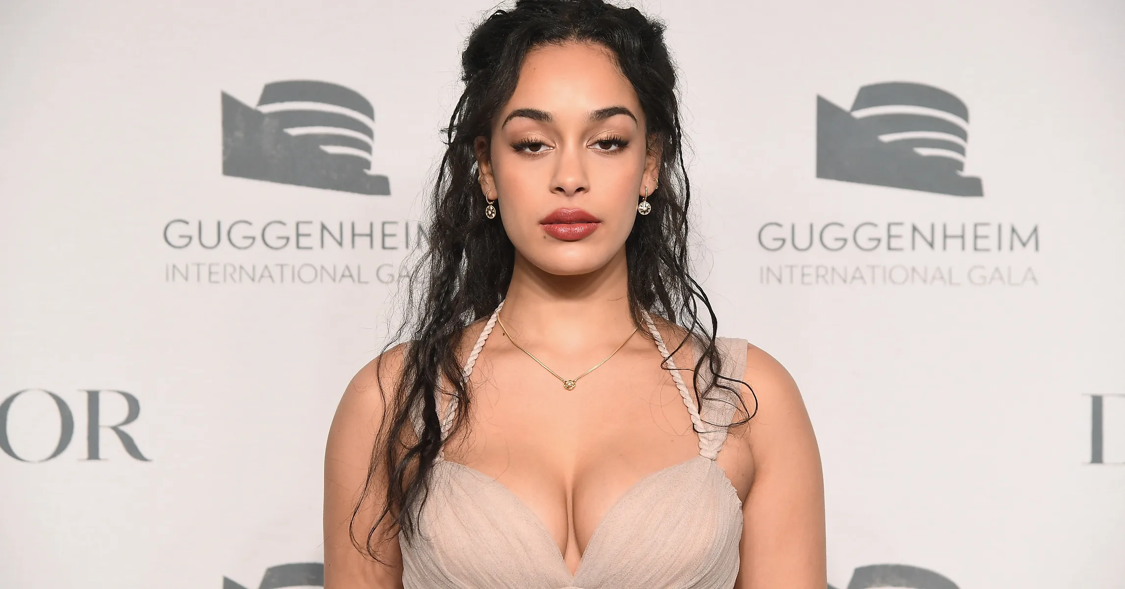 Jorja Smith Is A Eye-Catching Beauty In Two Piece Dior Bikini