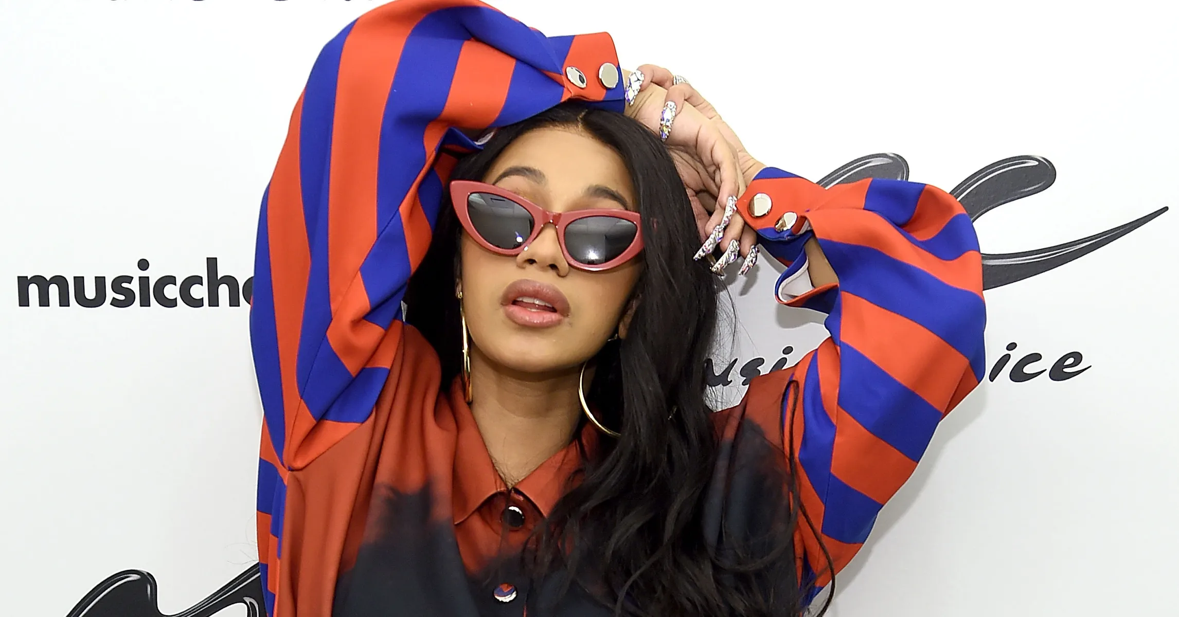 Cardi B Breaks Taylor Swift's Apple Music Streaming Record