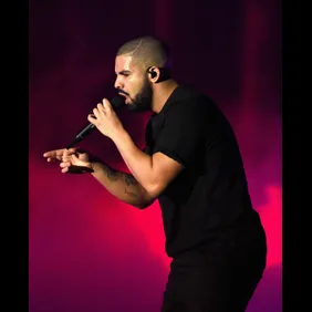 2016 iHeartRadio Music Festival - Night 1 - Show