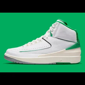 air-jordan-2-retro-lucky-green-dr8884-103-3