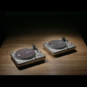 Turntable Used By Grand Wizzard Theodore