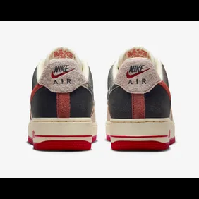 Nike-Air-Force-1-07-Chicago-FQ8743-121-4