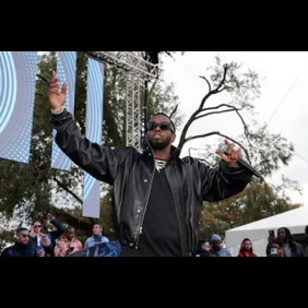 Sean "Diddy" Combs Fulfills $1 Million Pledge To Howard University At Howard Homecoming – Yardfest