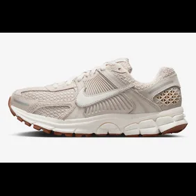 Nike-Zoom-Vomero-5-Light-Orewood-Brown-FZ3780-101