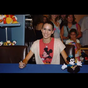 Christy Carlson Romano Concludes the Celebrate Mickey: 75 InspEARations Tour of Celebrity-Designed Mickey Mouse Statues