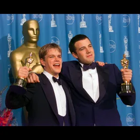 Winner Ben Affleck Matt Damon at Academy Awards 1998