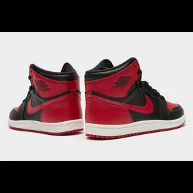 Air-Jordan-1-High-85-Bred-2025-3