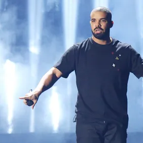 2016 iHeartRadio Music Festival - Night 1