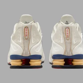 SneakerHeader.001