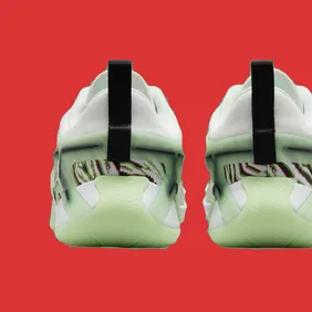 SneakerHeader.001