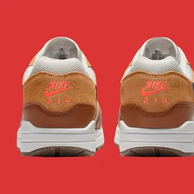 SneakerHeader.001