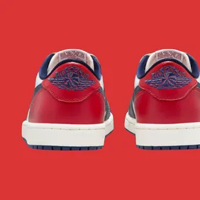 SneakerHeader.001