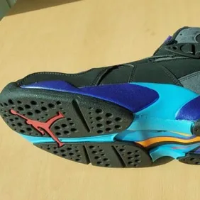 Air-Jordan-8-Aqua-2025-305381-006-2