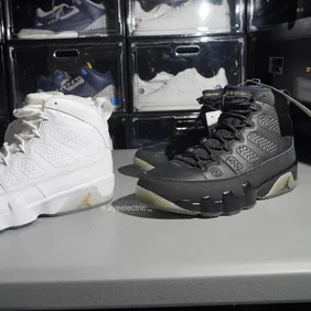 Drake-OVO-Air-Jordan-9-White-Black-Samples