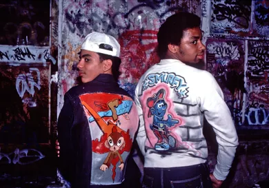 Hip-hop fashion relating to graffiti art