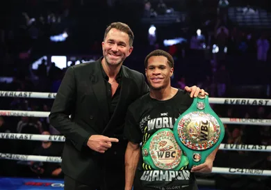 Devin Haney v Regis Prograis