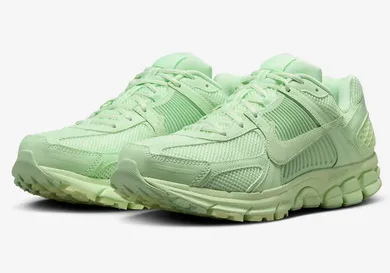 Nike-Zoom-Vomero-5-Vapor-Green-HF5493-301-4