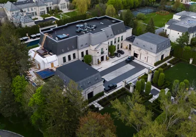 drake toronto mansion shooting