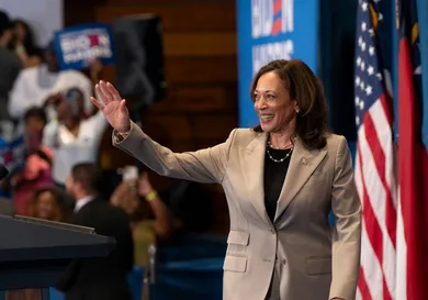 US-VOTE-POLITICS-HARRIS