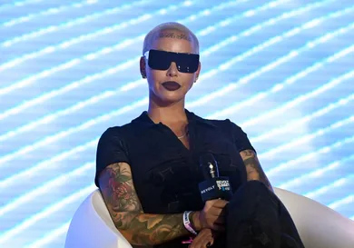 Amber Rose Dismisses Fans Who Turned Their Back On Drake’s Music