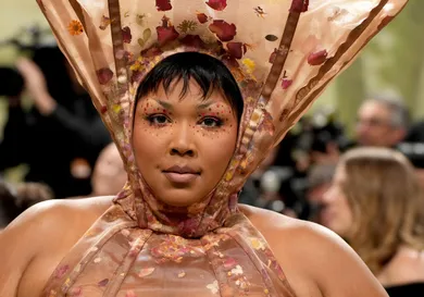 Lizzo Gets Support From SZA While Firing Back At Responses To Her Weight Transformation On Instagram