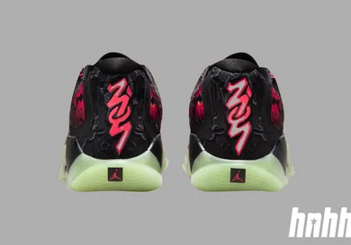 SneakerHeader.001