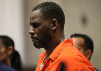 R Kelly Appears In Court in Chicago For Status Hearing