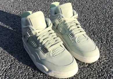 Air-Jordan-4-WMNS-Seafoam-HV0823-003