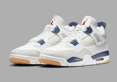 Official Images Out For Nike SB x Air Jordan 4 “Navy”