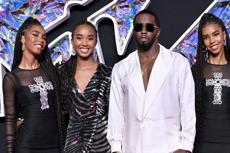 Diddy Posts Up With His Daughters On Instagram For Rolling Loud L.A.