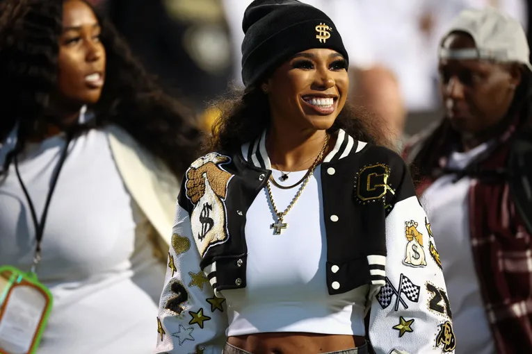 Deiondra Sanders Reveals She Is Pregnant With Jacquees' Child, He Reacts