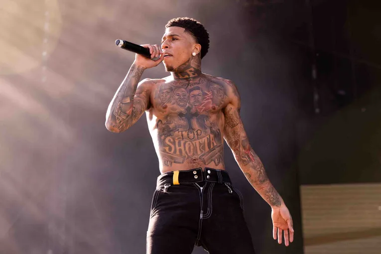 NLE Choppa Shows Off The Bras He's Collected On Tour