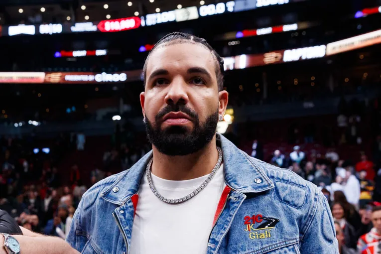 Drake's Alleged Sources Claim Hidden Daughter Accusations Are Fake News