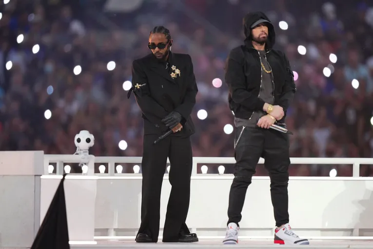 Eminem Dismisses Kendrick Lamar Critics As 