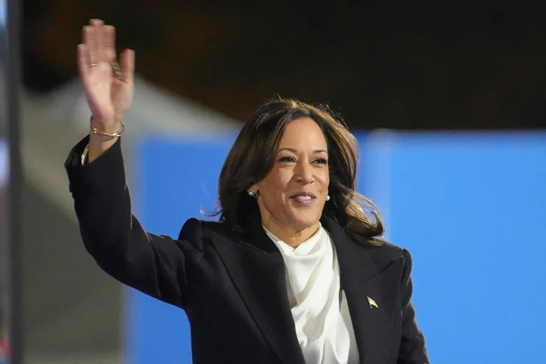 Kamala Harris Issues Heartfelt Message To The American People After